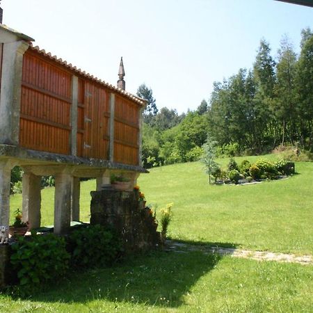 Casa Rural A Mimoseira Guest House A Estrada Exterior foto